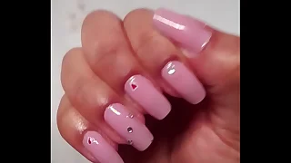 Coroa toca menininha inocente mas ela é safadinha e come o cu dele, depois da a bucetinha